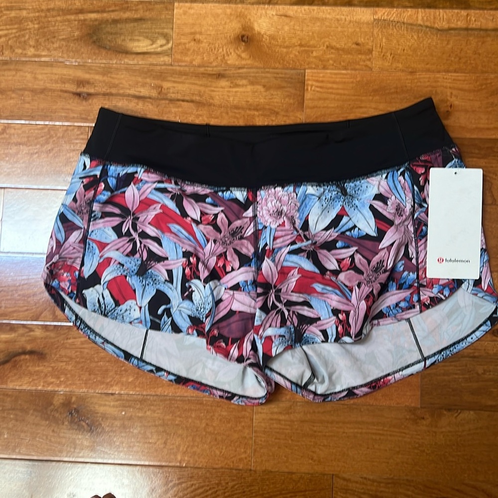Lululemon Speed Up Short 4 inch NWT